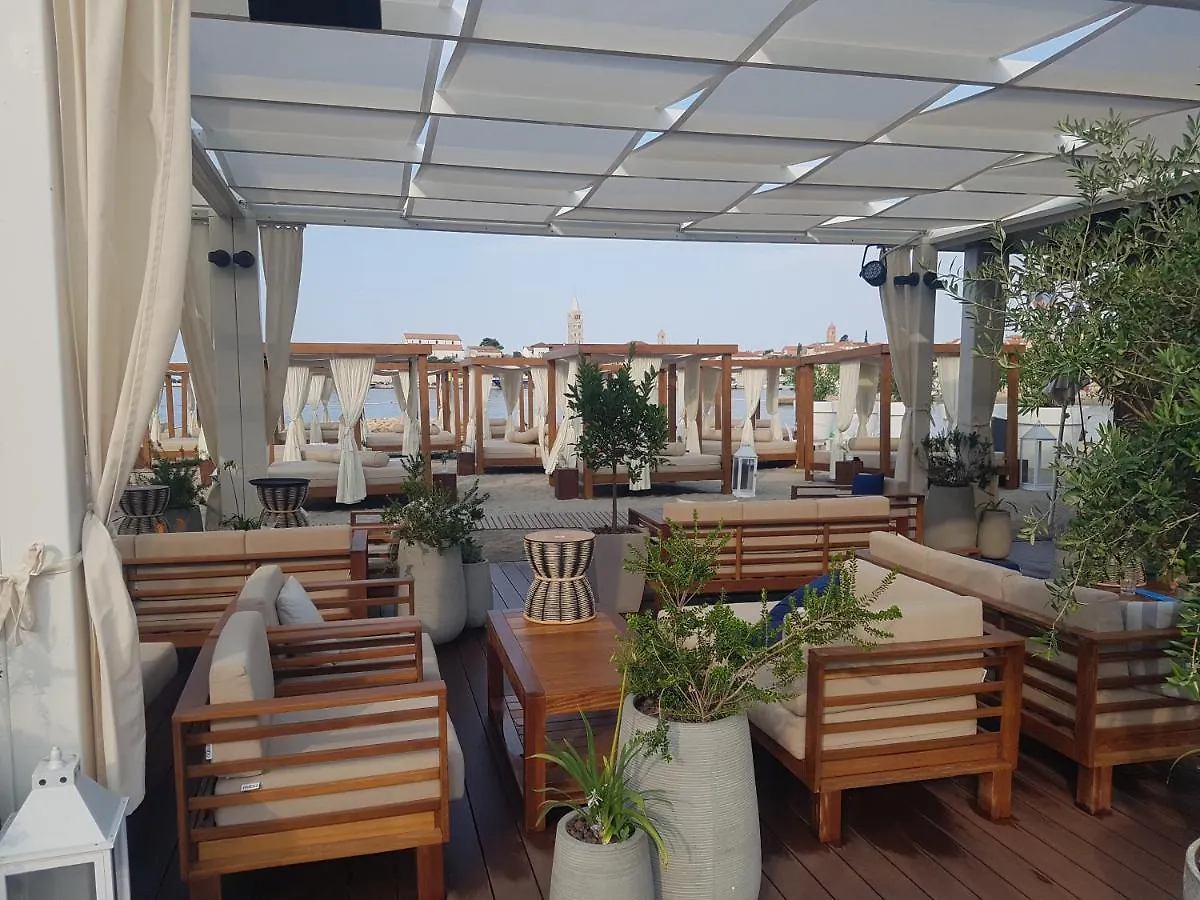Apartment Lavanda Garden Rab Town Croatia