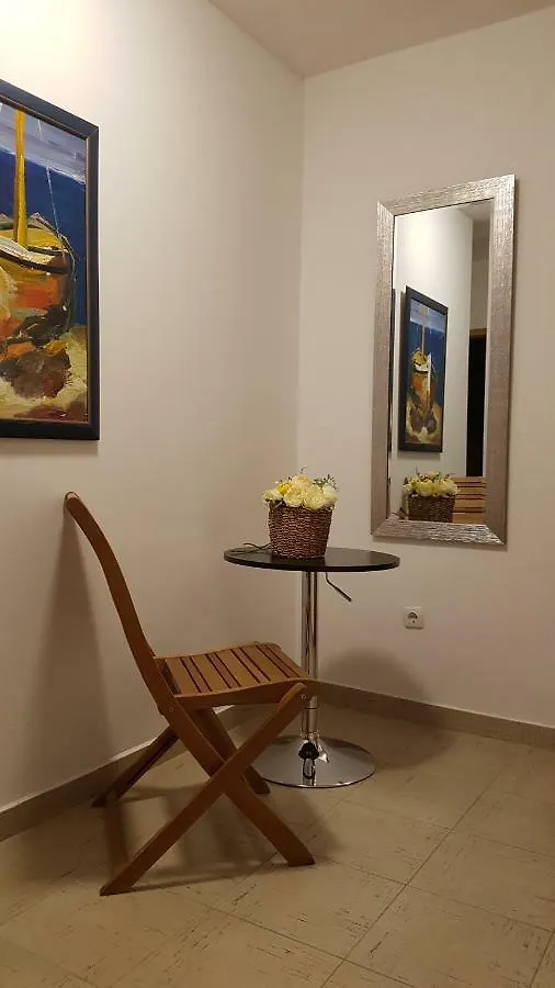 Apartment Lavanda Garden Rab Town