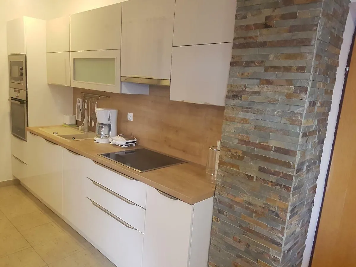 Apartment Lavanda Garden Rab Town Croatia