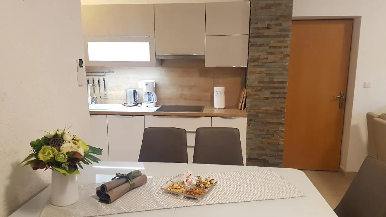 Apartment Lavanda Garden Rab Town Croatia