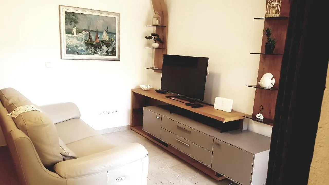 Apartment Lavanda Garden Rab Town 0*,