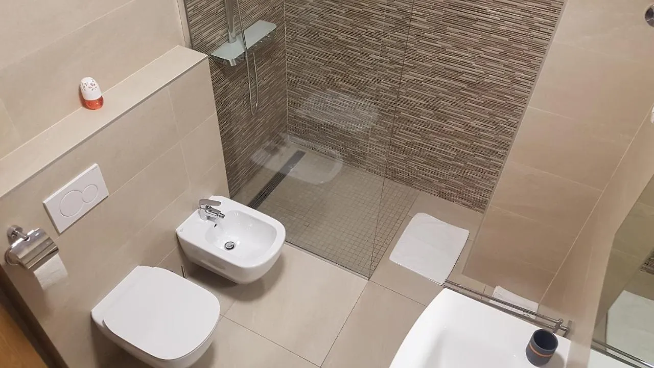 Apartment Lavanda Garden Rab Town 0*,